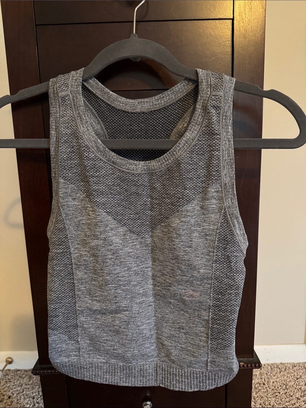 Old Navy Gray Mesh-Accent Tank Top